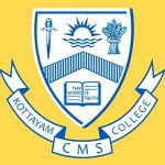 Logotipo de la CMS College Kottayam