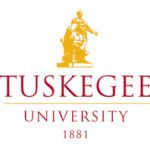 Логотип Tuskegee University