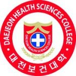 Логотип Daejeon Health Sciences College