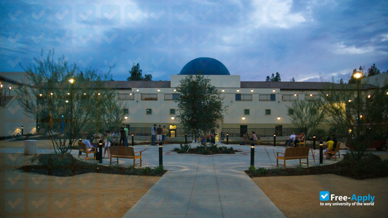 Foto de la Los Angeles Pierce College #18
