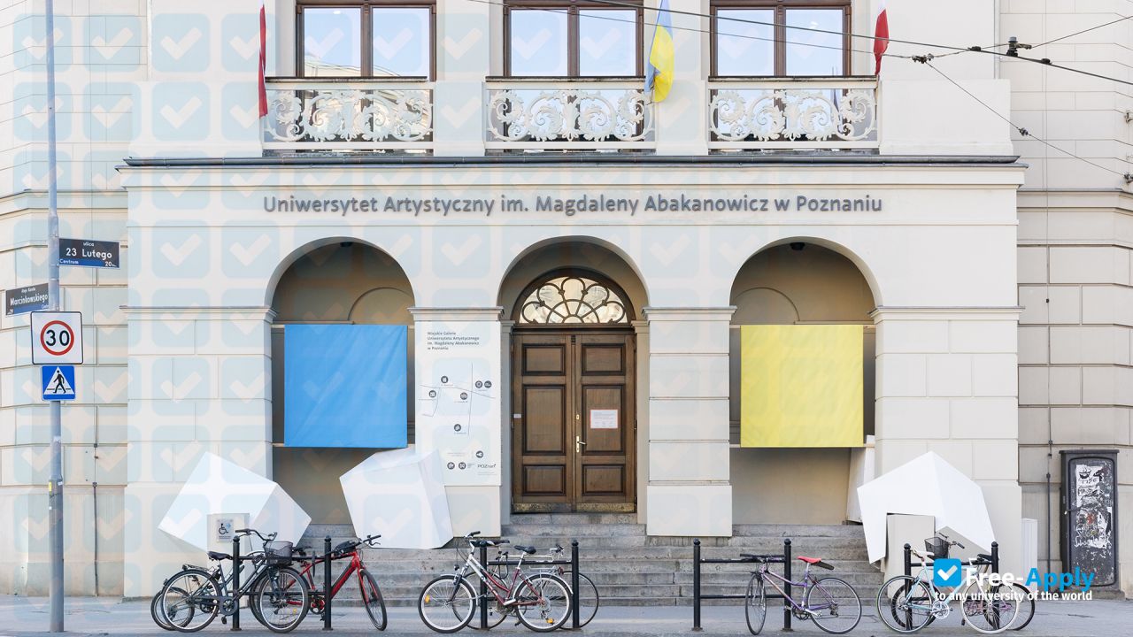 Magdalena Abakanowicz University of the Arts in Poznań фотография №1